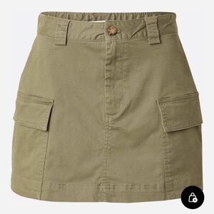 Abercrombie & Fitch Green Cargo Mini Skirt